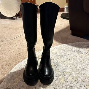 Dream Paris Elegant Black Knee High Boots Size: 6